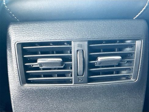 New 2026 Mitsubishi Outlander SE image 26