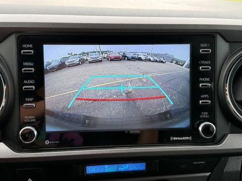 Used 2022 Toyota Tacoma TRD Off-Road w/ Black Out Package (TMS) AWD/4WD image 13