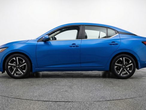 Used 2025 Nissan Sentra SV FWD image 5