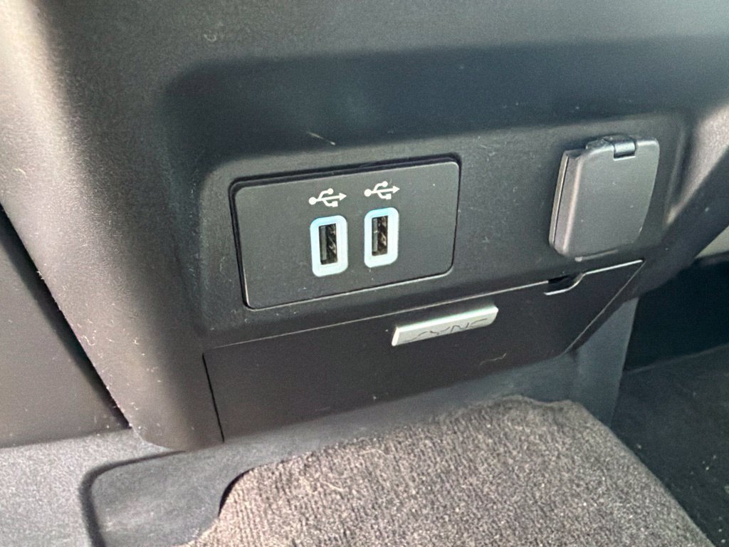 Used 2018 Ford F150 XLT w/ Equipment Group 302A Luxury AWD/4WD image 20
