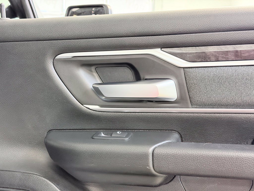 Used 2019 RAM 1500 Big Horn AWD/4WD image 32