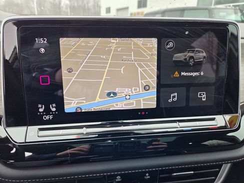 Used 2024 Volkswagen Atlas SEL Premium R-Line image 21