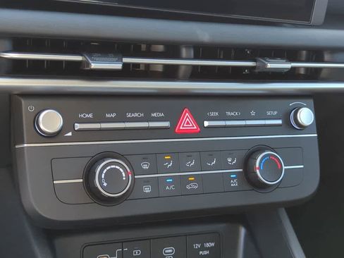 New 2026 Hyundai Tucson SE image 31