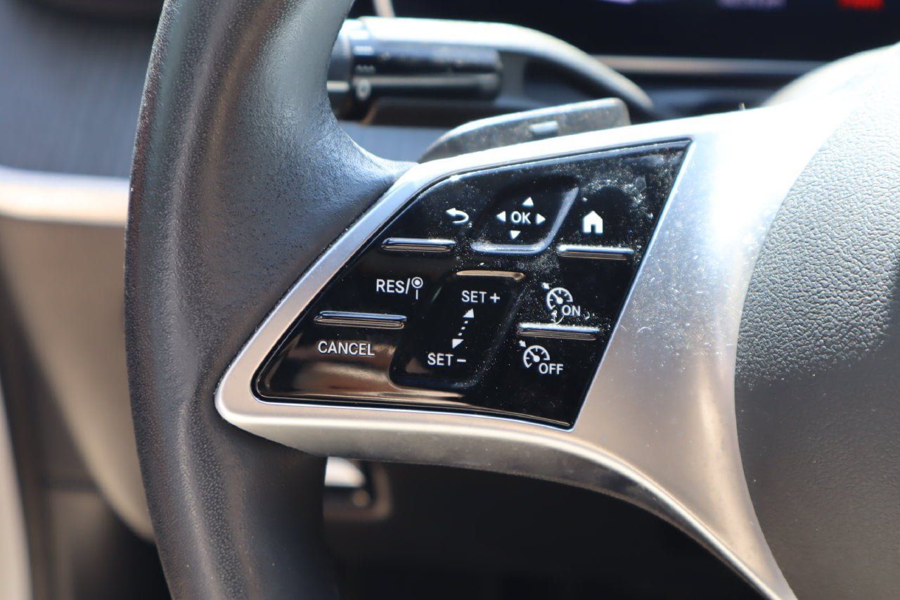 Used 2024 Mercedes-Benz C 300 4MATIC Sedan image 13