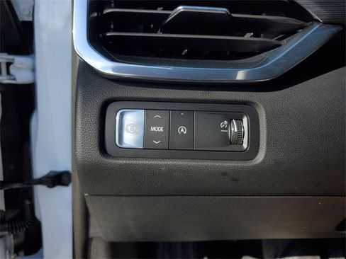 New 2026 GMC Acadia Elevation image 29