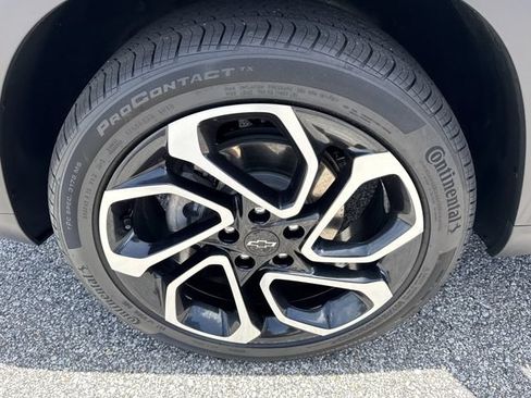 Used 2026 Chevrolet Trax RS w/ Sunroof Package FWD image 9