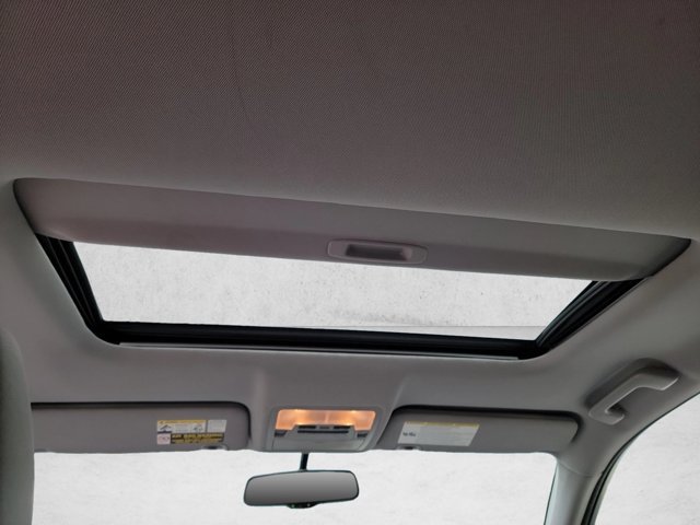 Used 2015 Toyota Highlander XLE FWD image 21