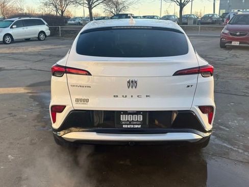 Used 2024 Buick Envista Sport Touring w/ Convenience I Package image 7