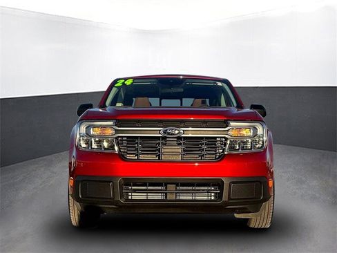 Used 2024 Ford Maverick Lariat image 2