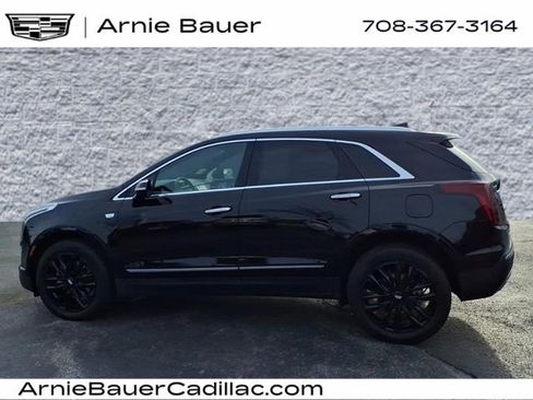 Used 2022 Cadillac XT5 Premium Luxury image 9