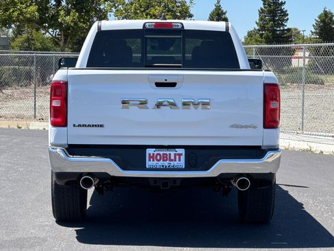 New 2026 RAM 1500 Laramie AWD/4WD image 4