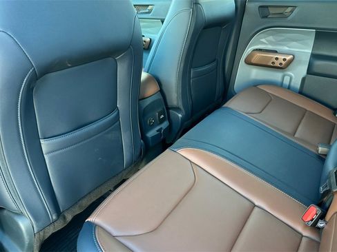 Used 2024 Ford Maverick Lariat image 14