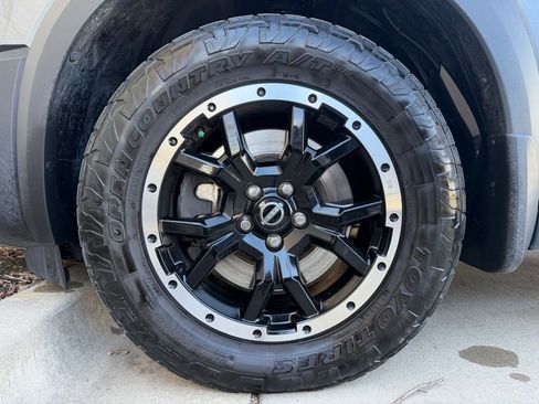 Used 2023 Nissan Pathfinder Rock Creek image 29