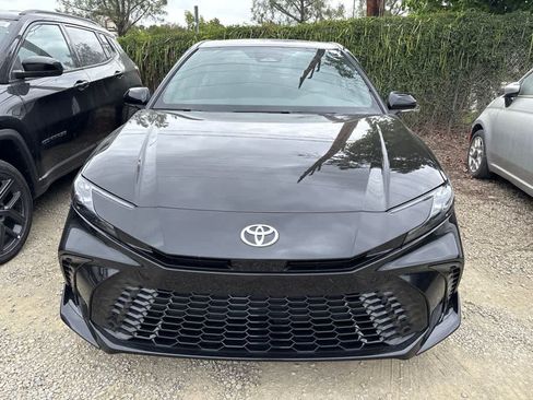 Used 2026 Toyota Camry XSE FWD image 2