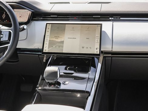 New 2026 Land Rover Range Rover Sport SE AWD/4WD image 22