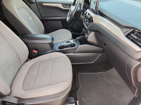 Used 2022 Ford Escape SE FWD image 27