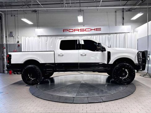 Used 2024 Ford F250 King Ranch AWD/4WD image 9