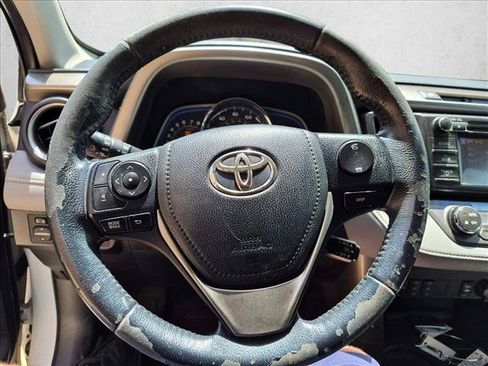Used 2013 Toyota RAV4 Limited FWD image 11