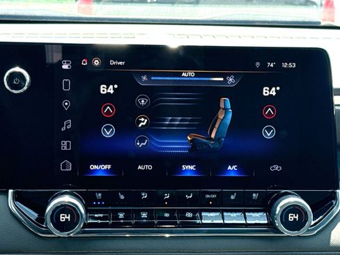 Used 2023 Chevrolet Colorado ZR2 w/ ZR2 Convenience Package III AWD/4WD image 21