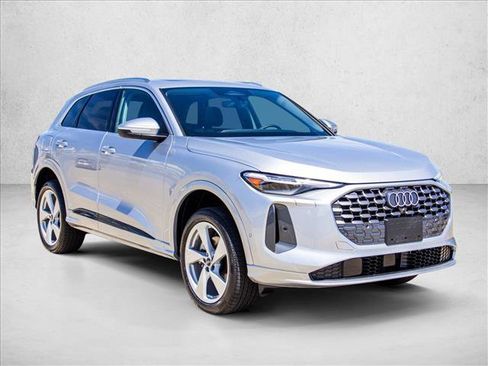 New 2026 Audi Q5 Premium AWD/4WD image 3