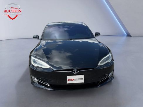 Used 2018 Tesla Model S 75D image 2