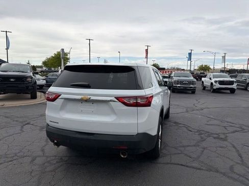 Used 2019 Chevrolet Traverse LS w/ LPO, Cargo Package FWD image 7