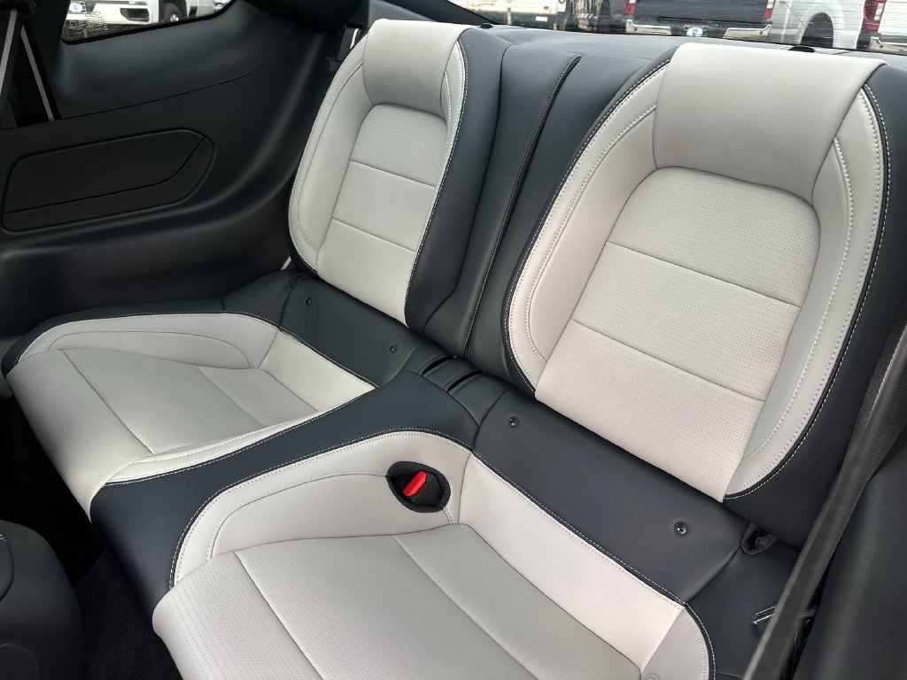 Used 2025 Ford Mustang GT Premium RWD image 11