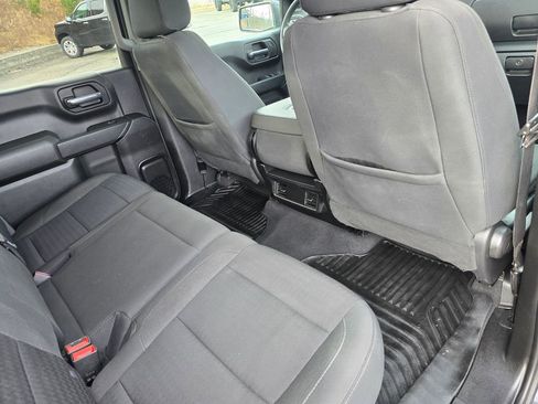 Certified 2023 Chevrolet Silverado 1500 Custom image 27