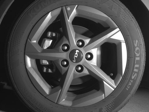 Used 2025 Kia K4 LXS FWD image 12