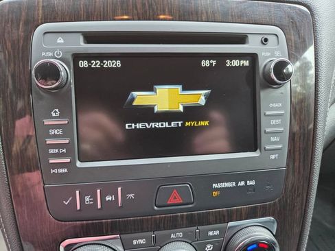 Used 2017 Chevrolet Traverse LT AWD/4WD image 33