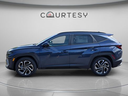 New 2026 Hyundai Tucson SEL FWD image 2