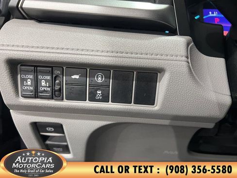 Used 2024 Honda Odyssey EX-L image 23