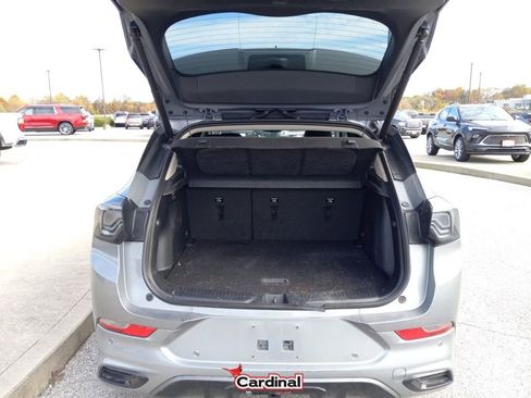 Used 2024 Buick Encore GX Avenir w/ Avenir Technology Package image 10