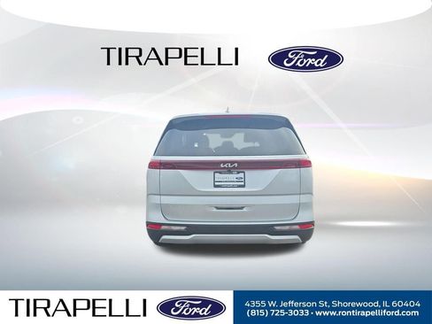 Used 2023 Kia Carnival LX FWD image 9