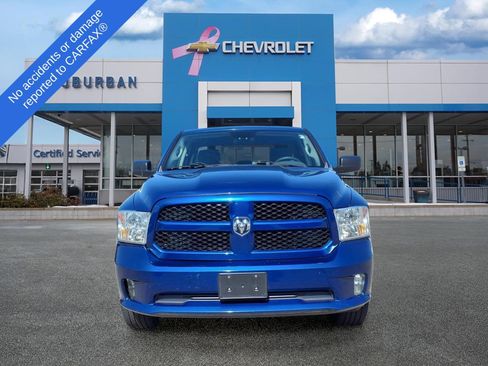 Used 2019 RAM 1500 Express w/ Express Value Package AWD/4WD image 2