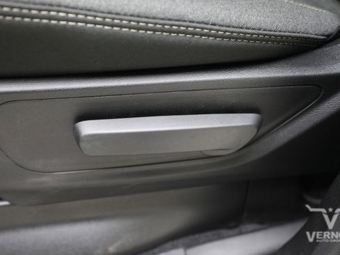 New 2026 RAM 1500 Express AWD/4WD image 14