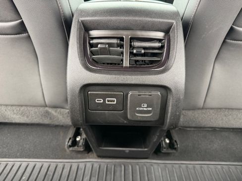 Used 2020 Chevrolet Blazer RS image 34