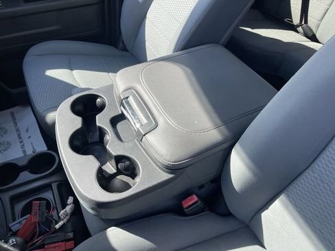 Used 2018 RAM 3500 Tradesman w/ Chrome Appearance Group AWD/4WD image 20