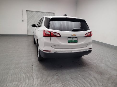 Used 2018 Chevrolet Equinox LT FWD image 6