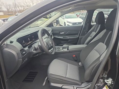 New 2026 Nissan Sentra SV w/ SV Convenience Package FWD image 9