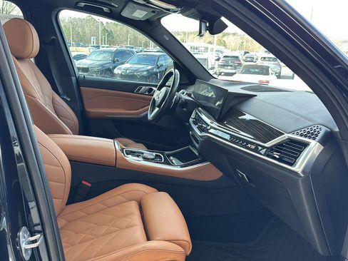 Certified 2024 BMW X5 xDrive40i w/ M Sport Package image 10