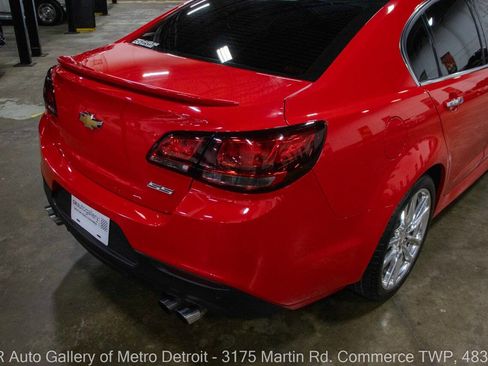 Used 2014 Chevrolet SS RWD image 15