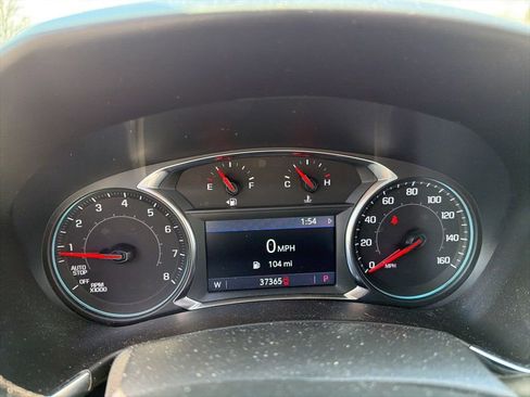 Used 2023 Chevrolet Equinox Premier image 10