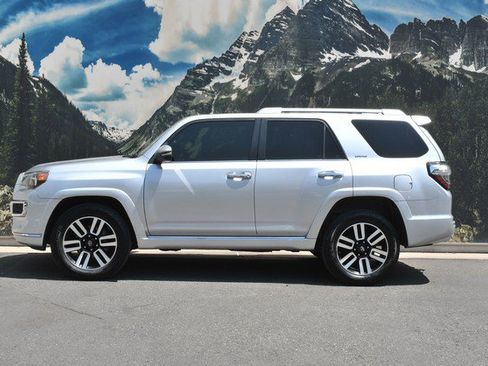 Used 2014 Toyota 4Runner Limited AWD/4WD image 7