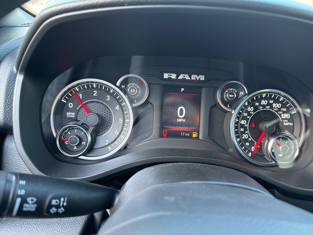 Used 2025 RAM 1500 Tradesman AWD/4WD image 13