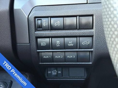 Used 2024 Toyota Tacoma TRD Off-Road w/ TRD Off Road Premium Package AWD/4WD image 29