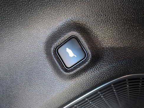 Certified 2025 Acura MDX A-Spec image 12