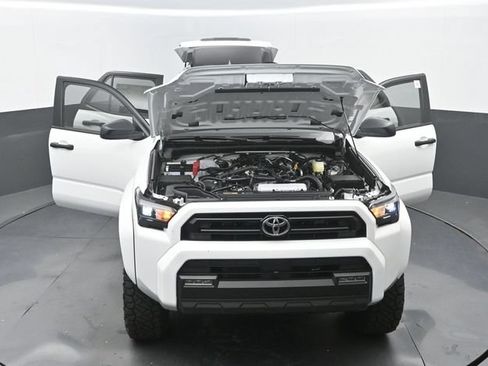 New 2026 Toyota 4Runner SR5 AWD/4WD image 33
