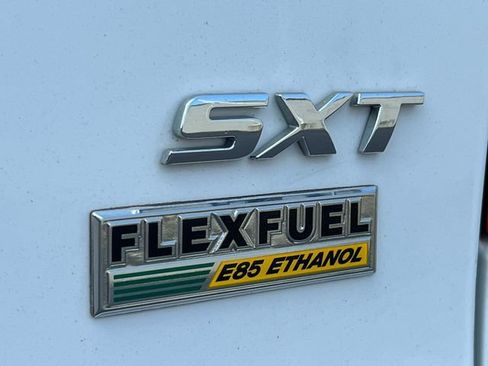 Used 2019 Dodge Grand Caravan SXT FWD image 9