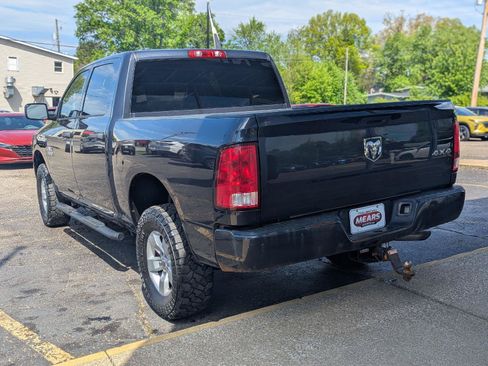 Used 2017 RAM 1500 Express AWD/4WD image 6